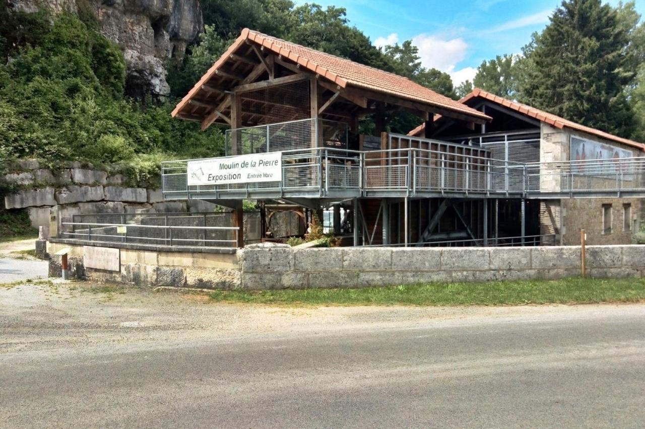 BonAbri Vacances - Chambres d'hôtes Chazelles  Exterior foto